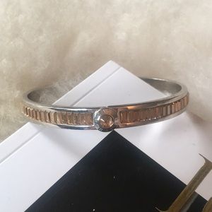 Henri Bendel Bracelet silver w/champagne crystals